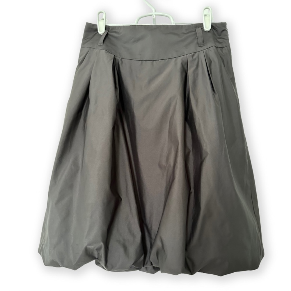Banana Republic gray taffeta bubble hem skirt, size 4